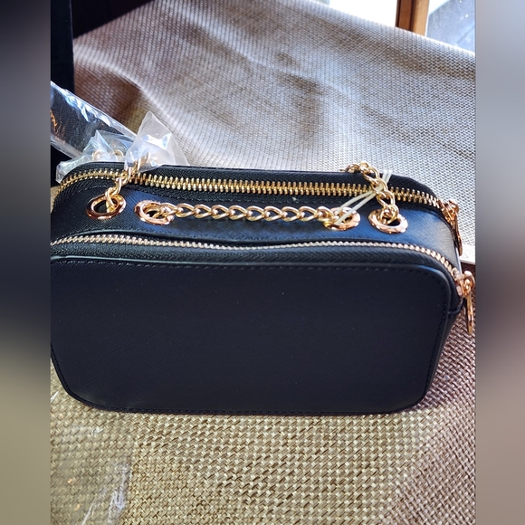Valentino Orlandi Crossbody ITALY Camera Bag Purse Black Gold Hardware MSRP $250 - Picture 3 of 9